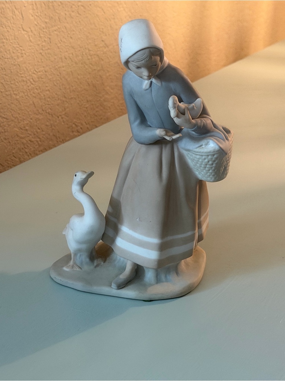 Vintage Lladro Porcelain Figurine - Woman Feeding Geese